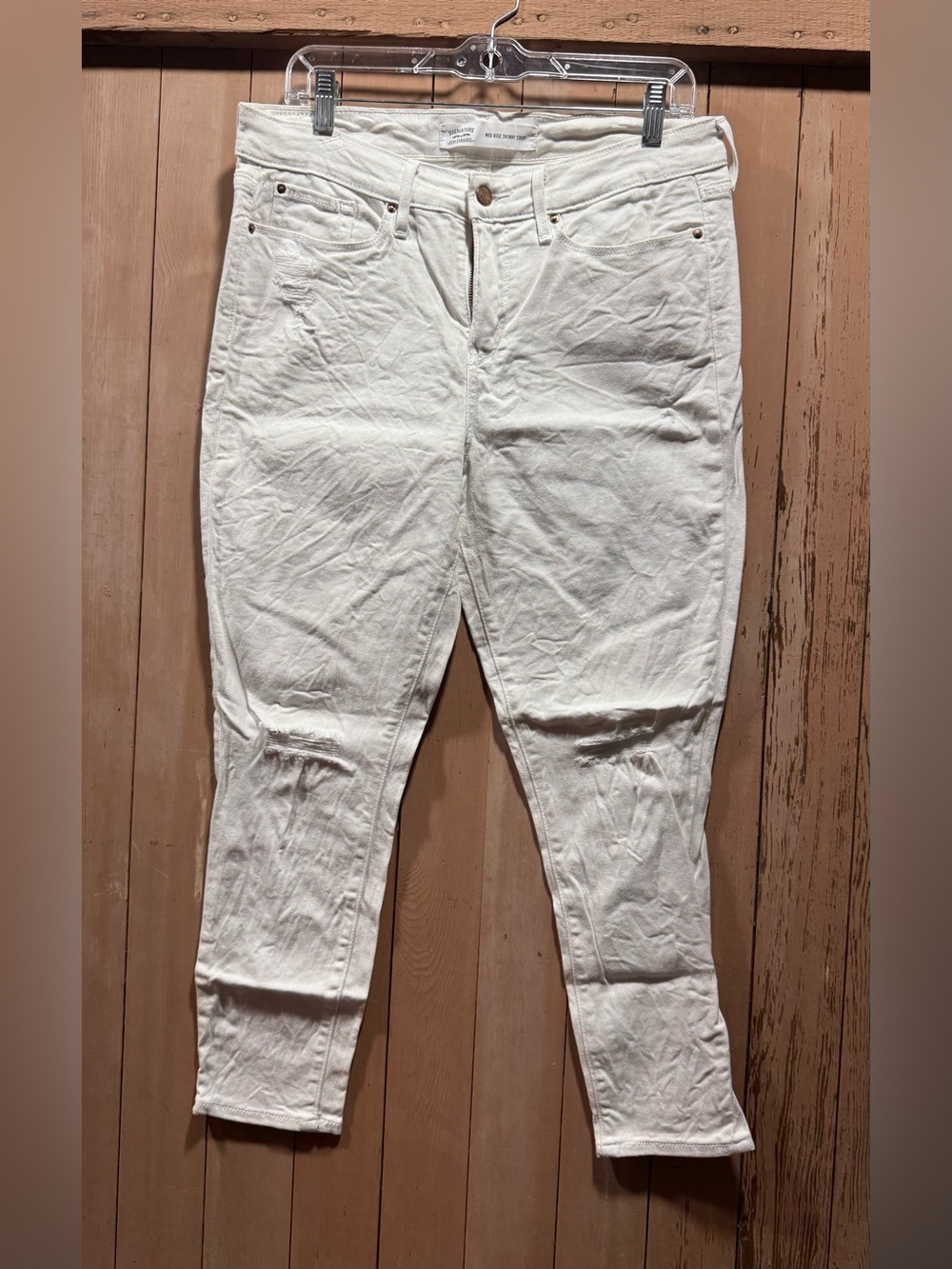 Distressed Signature by Levi Strauss White Skinny Jeans